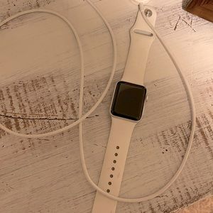 Apple Watch series 3 38 mm aluminum case